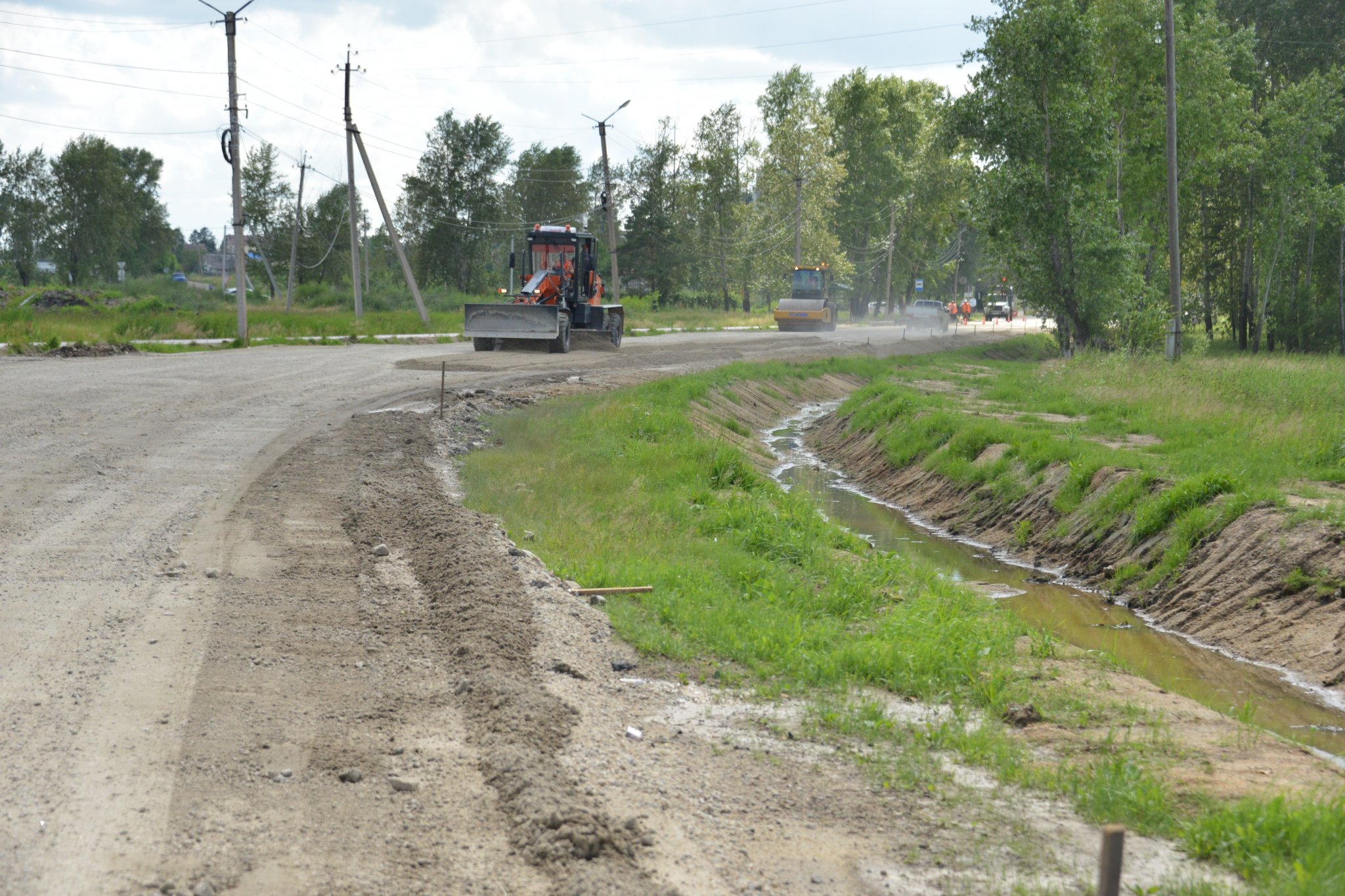 В Шимановске комплексно ремонтируют дороги и установят аттракционы