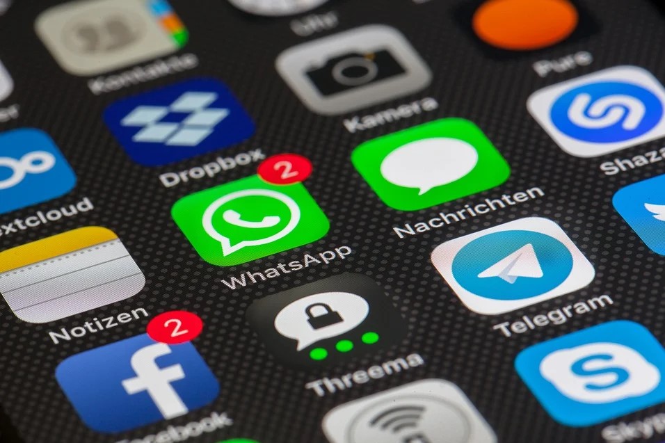WhatsApp разрешил пользователям для общения с друзьями и семьей не принимать новые правила 