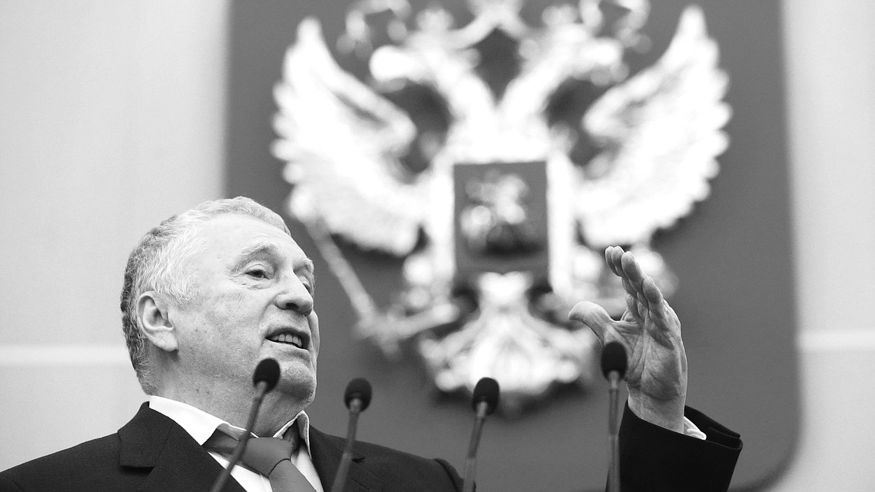 Путин простился с лидером ЛДПР Жириновским