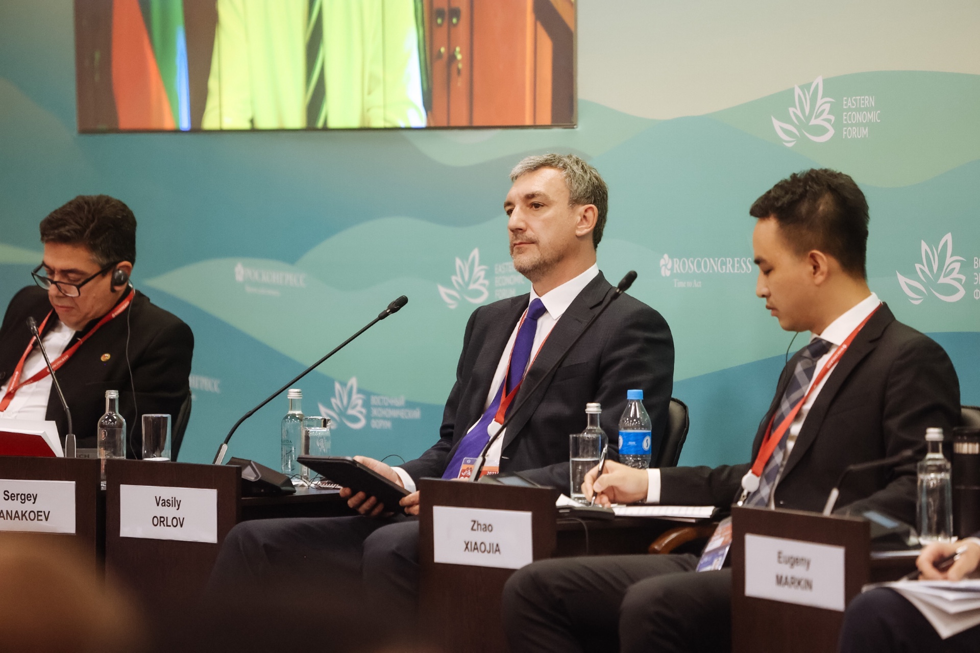 Команда Амурской области провела около 90 важных встреч на ВЭФ-2022