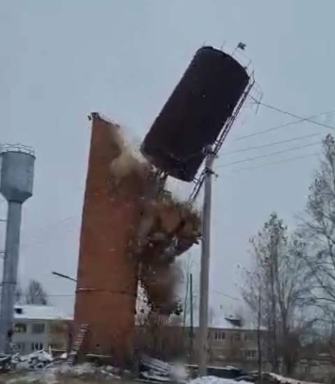 Снос башни в Магдагачинском районе попал на видео