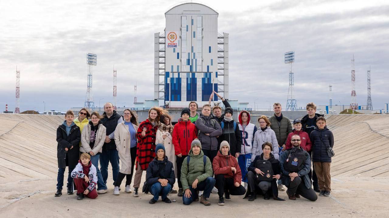 Космические уроки посетили школьники на космодроме Восточный