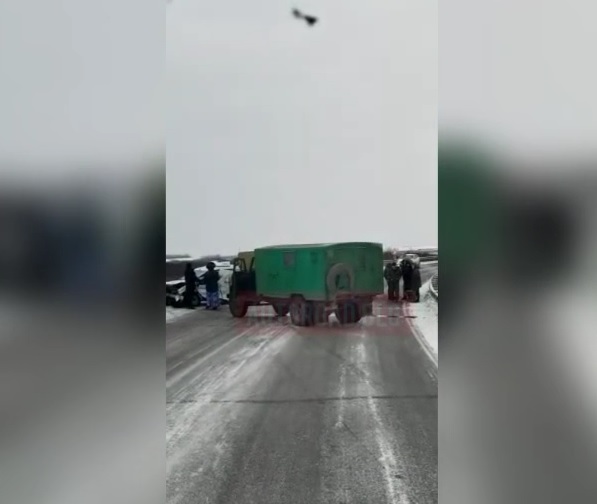 Автомобиль сыроварни попал в ДТП в Амурской области
