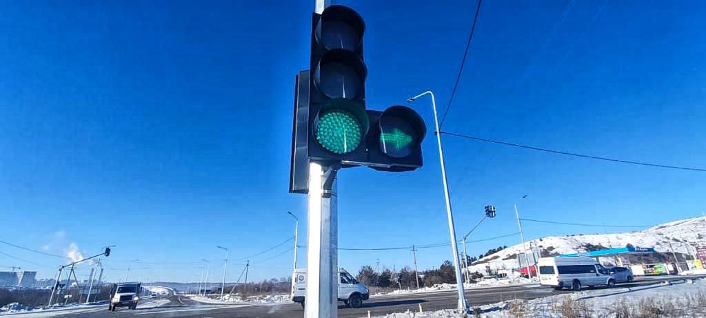 Светофор появился на аварийно-опасном подъезде к городу Свободный