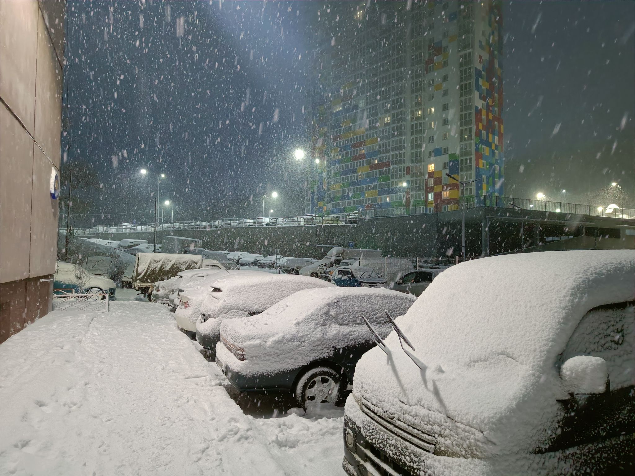 Безумный снежный шторм присоединится к рекордным морозам на Дальнем Востоке