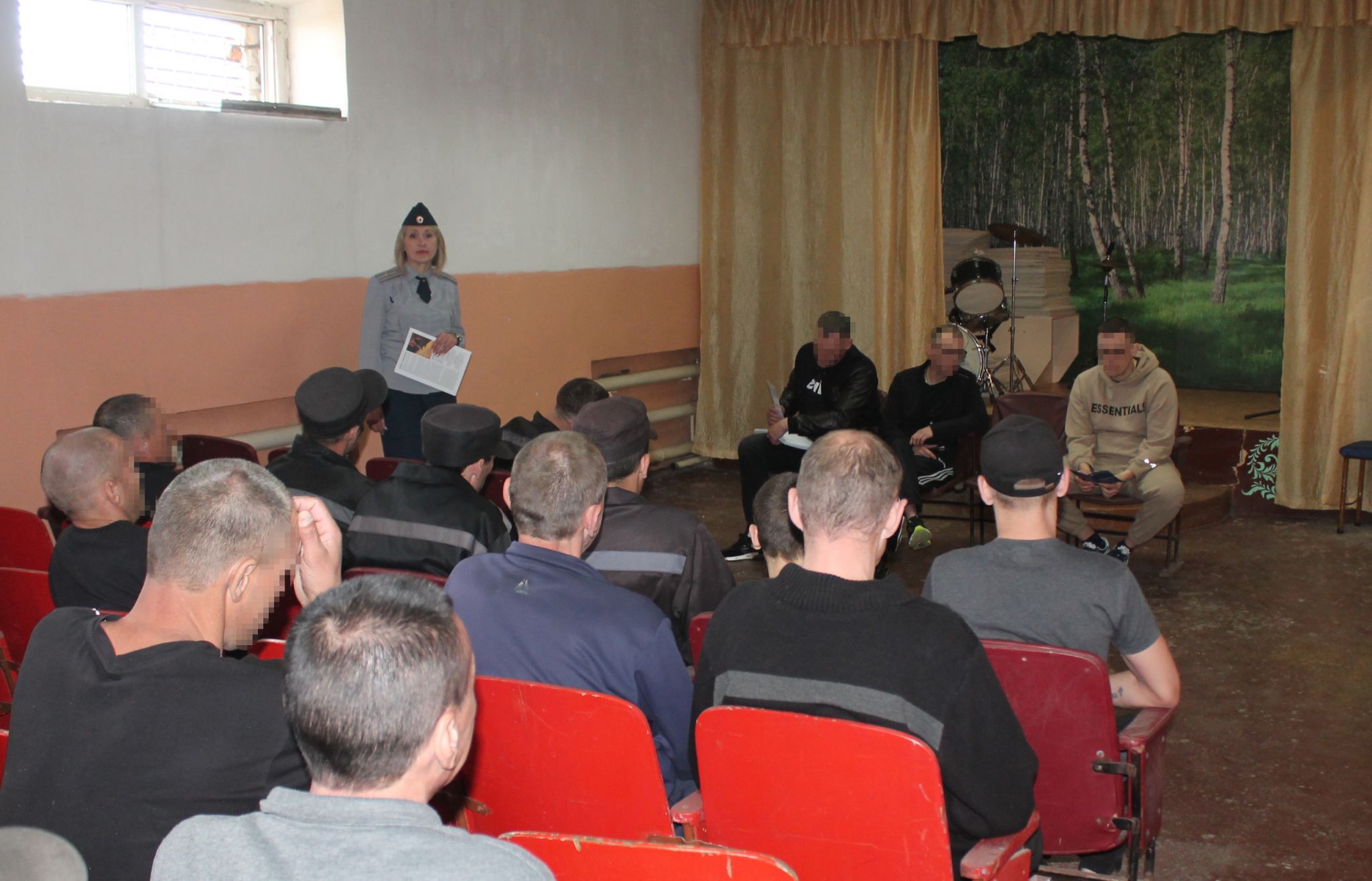 Заключенным в Амурской области презентовали уникальный проект для избавления от зависимости