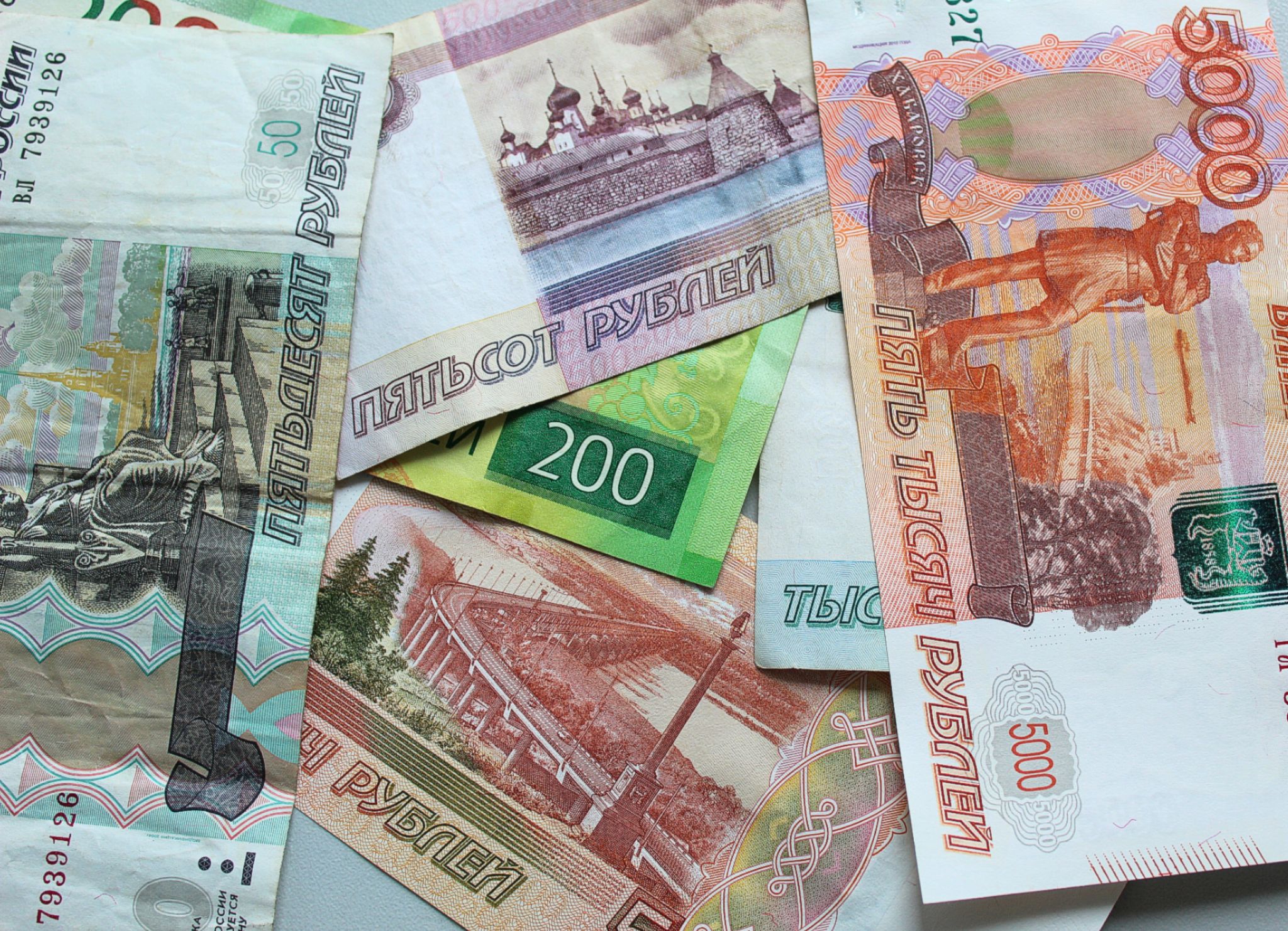 Зарплата россиян будет увеличиваться в 2024 году