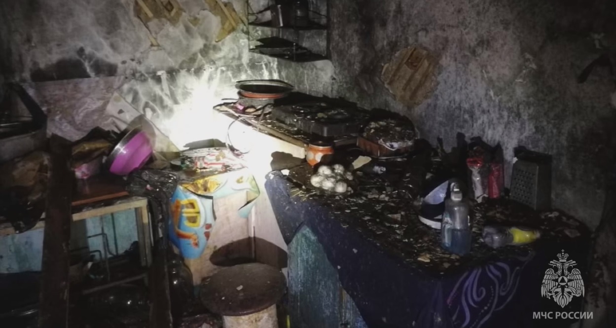 Ребенок погиб при пожаре в частном доме в Завитинском округе