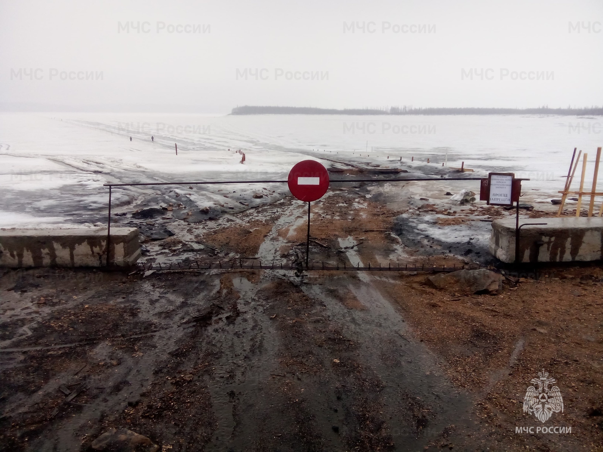 Ледовые переправы закрылись на севере Амурской области