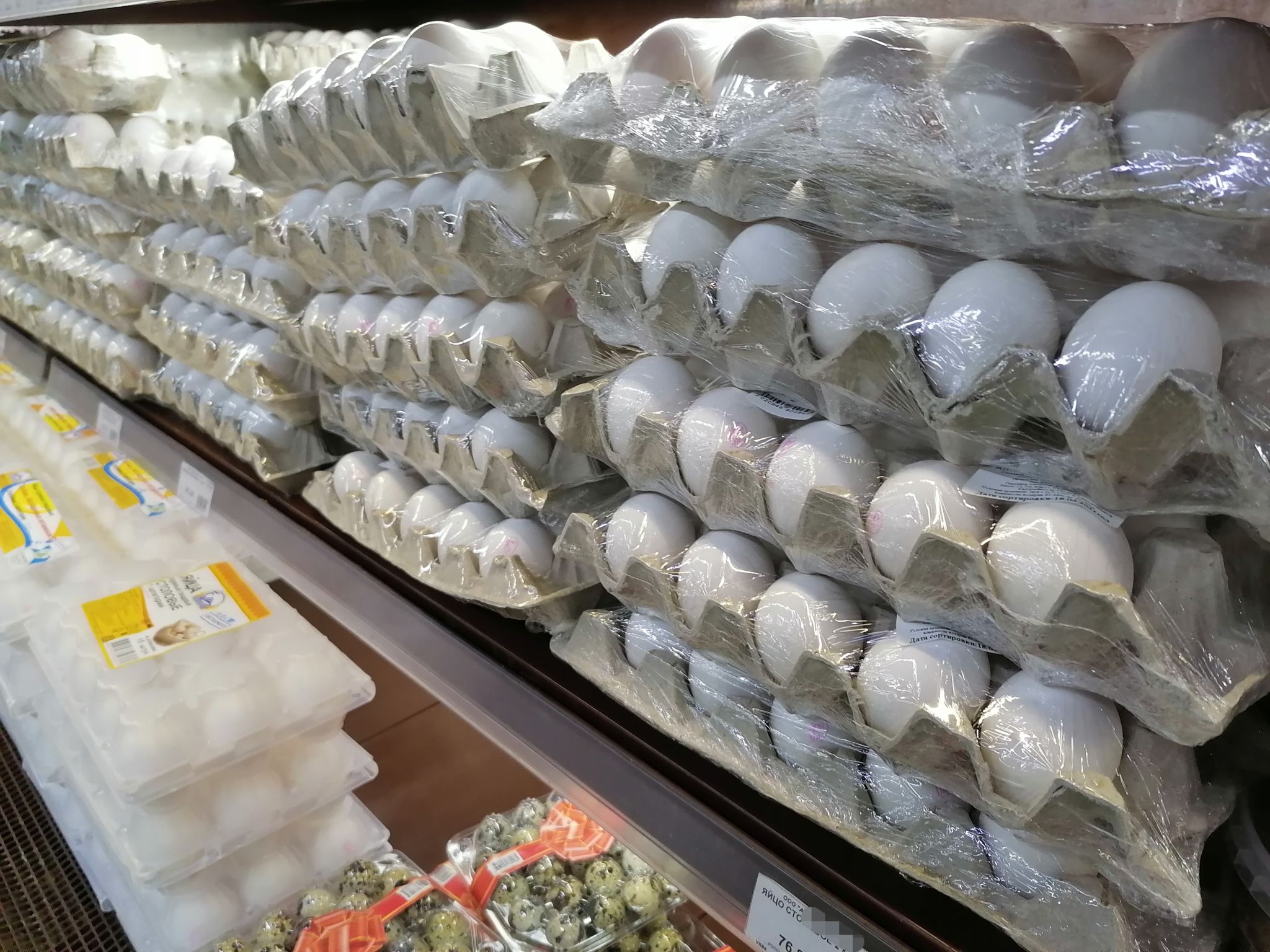 Продавцам яиц напомнили перед Пасхой о запрете на необоснованное повышение цен