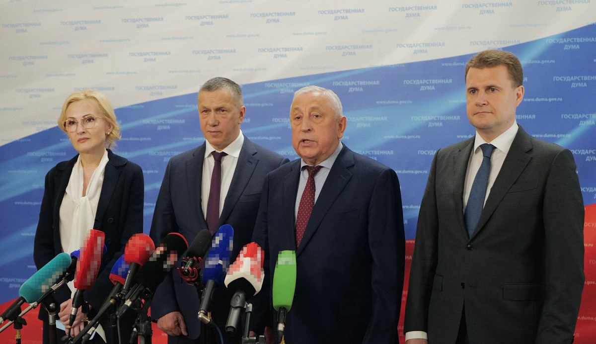 Комитет Госдумы по развитию Дальнего Востока поддержал кандидатуры Юрия Трутнева и Алексея Чекункова