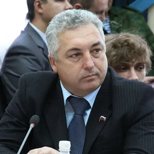 «Пусть 2017 год будет годом свершений надежд, реализации планов и благополучия!»