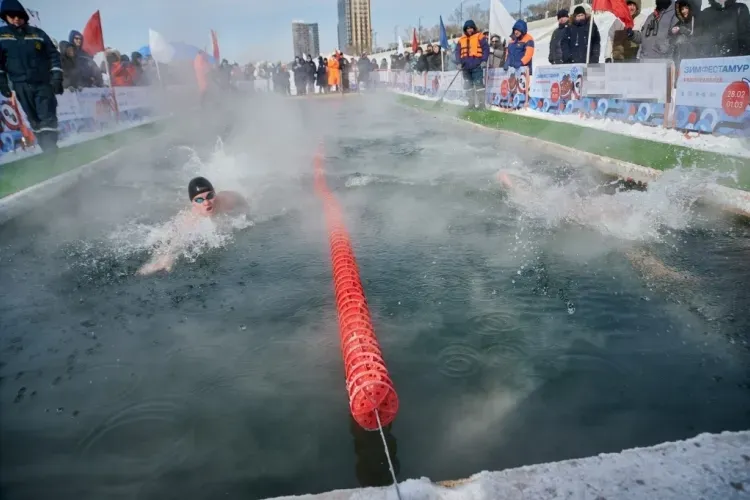 Борьба среди пловцов и гонщиков: как прошел заключительный день "ЗимФестАмура"