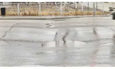 Дорога просела на одном из перекрестков Благовещенска