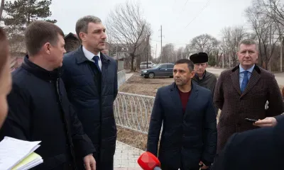 Василий Орлов посетил участки дорог, ремонтируемые в Благовещенске по проекту