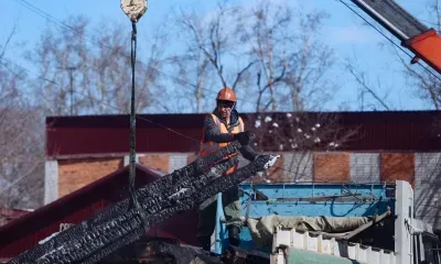 На здании кардиоцентра в Благовещенске разбирают горевшую кровлю