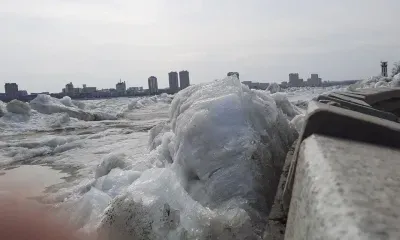 Власти Благовещенска восстановят повреждения на набережной за свой счет