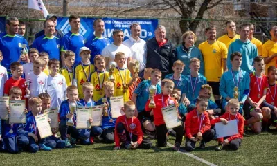 В футбол сыграли представители власти Благовещенска и Амурской области