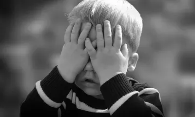 В Благовещенске из вскрытой квартиры вывели мальчика, находившегося в опасности