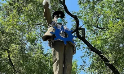 Памятник Ленину в центре Благовещенска переодели в моряка