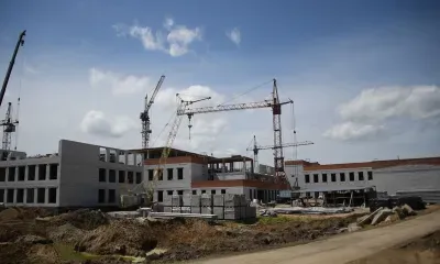 Василий Орлов оценил строительство самой большой школы региона