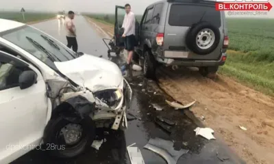 Автомобиль на трассе Тамбовского района попал в ДТП, чтобы не сбить дорожников