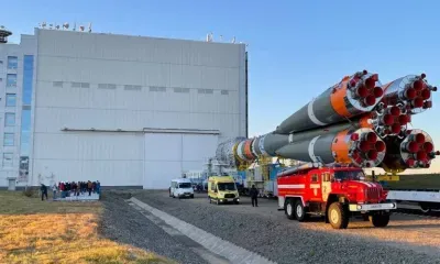 Ракету "Союз-2.1б" с космическими аппаратами установили на старте космодрома Восточный