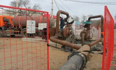 На Кузнечной-Октябрьской начали ремонтировать канализационный коллектор