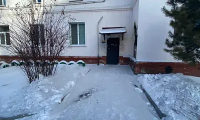 Дворы жилых домов от наледи и снега не захотели чистить 26 "управляек" Благовещенска