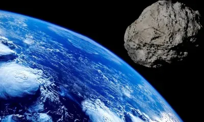 Астероид в форме яйца летит к Земле