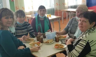 Наггетсы и перловую кашу попробовали амурчане в школьной столовой