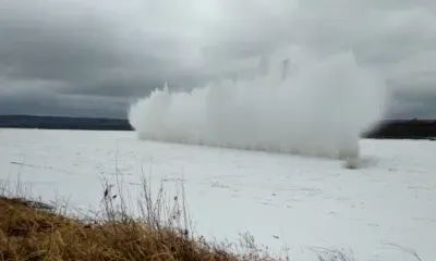 Лед на Амуре взорвали спасатели в Сковородинском районе 