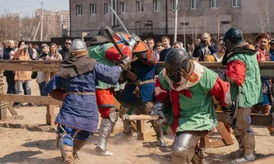 Средневековые бои устроили в Благовещенске жители Дальнего Востока