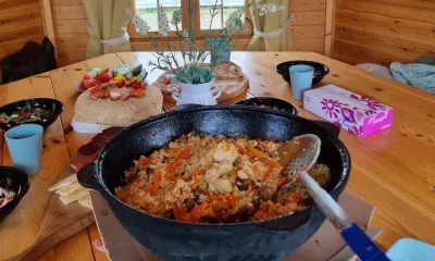 110 кг плова с гребешками, мидиями и креветками приготовят для жителей и гостей Владивостока
