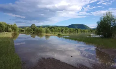 Лодочную переправу после подтопления моста открыли в Сковородинском районе