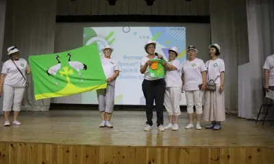 Йогой и рисованием на камнях занимались "серебряные" волонтеры в Ивановке