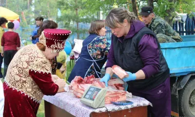 Дефиле в стиле XIX века и детское шоу устроят в Благовещенском районе 