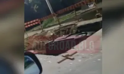 Иномарка упала в перекоп в Благовещенске в темное время суток