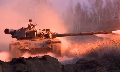 Мобилизованные-танкисты отрабатывают навыки "фланговой стрельбы" в Приамурье