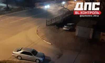 Девушка-водитель чуть не улетела в благовещенскую Бурхановку на иномарке