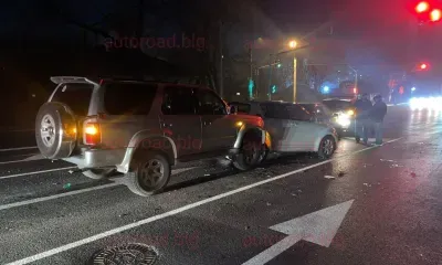 Четыре автомобиля попали в аварию на перекрестке в Благовещенске