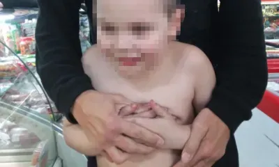 Родителей мальчика, одетого в одни штаны, искали в Благовещенске