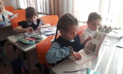 Железнодорожники напомнили о правилах в зоне движения поездов