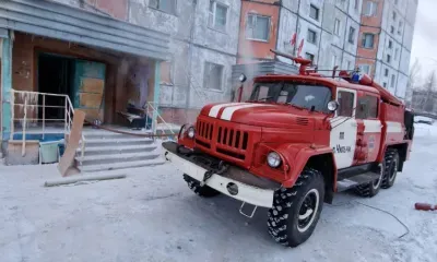 Три человека погибли при пожаре в пятиэтажке на севере Амурской области