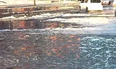 В микрорайоне Благовещенска затопило дорогу из-за порыва