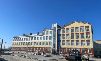 Самую большую школу Амурской области готовятся сдать в мае