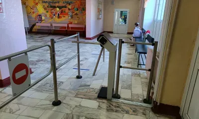 Школьный турникет ударил ребенка током в Приморье