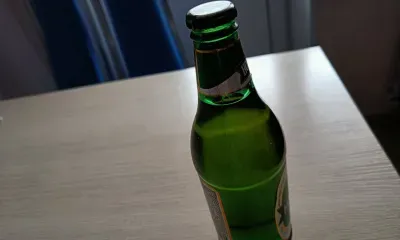 Житель Благовещенска вынес из магазина алкоголь, забыв рассчитаться из-за семейных проблем