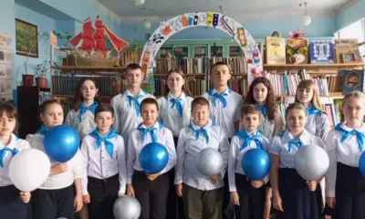 Дети ДНР и Амурской области поздравили друг друга с международным праздником