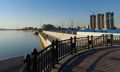 Электрокар впервые патрулирует набережную Благовещенска